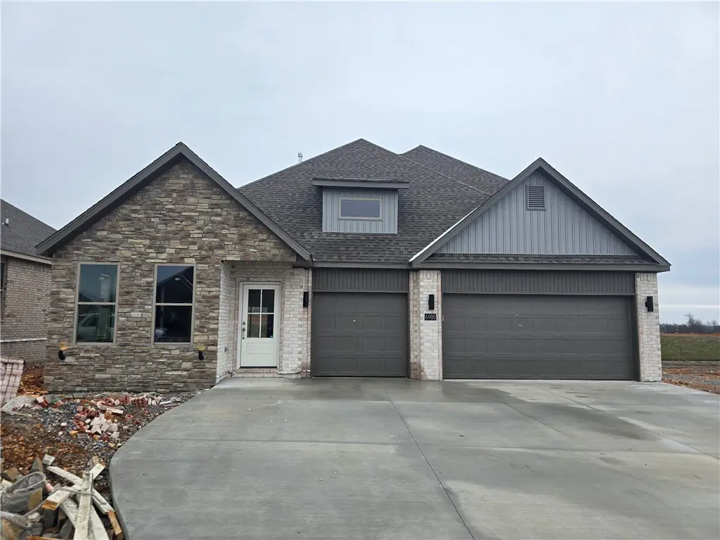 6900 SW Orange Avenue, Bentonville, AR 72713 - #1