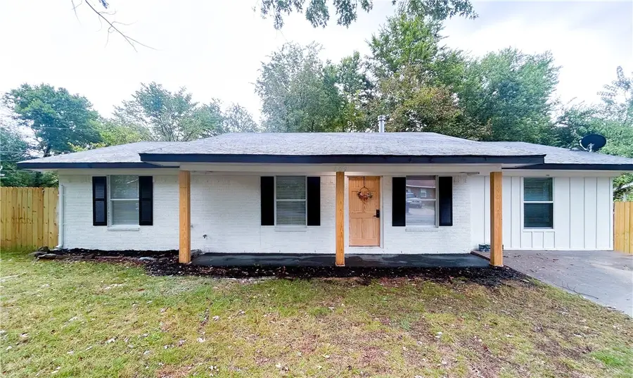 809 Linda Street, Prairie Grove, AR 72753 - Image #2