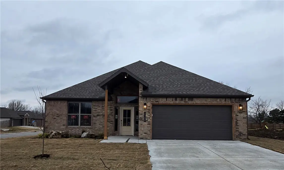 2300 N Lexington Street, Siloam Springs, AR 72761 - Image #1