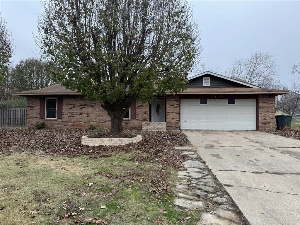 2419 W Meadow Drive, Rogers, AR 72756 - Image #1