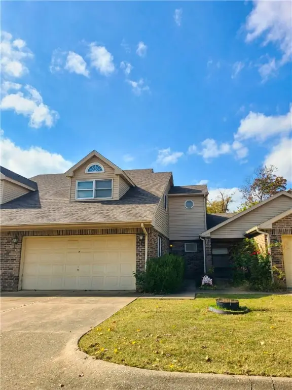 1020 W Cypress Street #2, Rogers, AR 72756 - Image #2