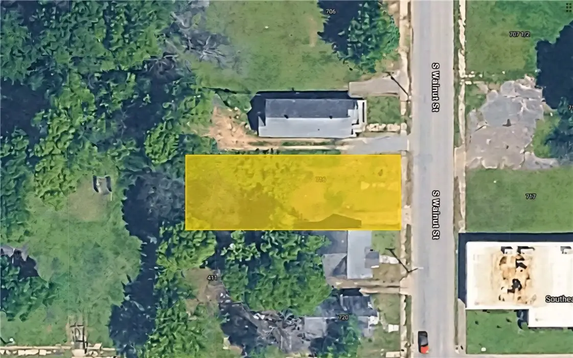 716 S Walnut Street, Pine Bluff, AR 71601 - #1