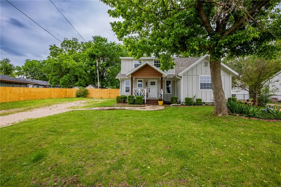 718 W Maple Street, Rogers, AR 72756 - Image #3