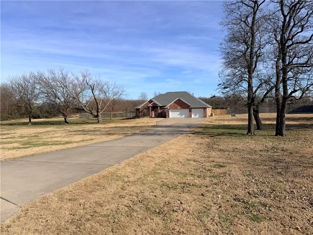 335 Ravenwood Road, Siloam Springs, AR 72761 - #1