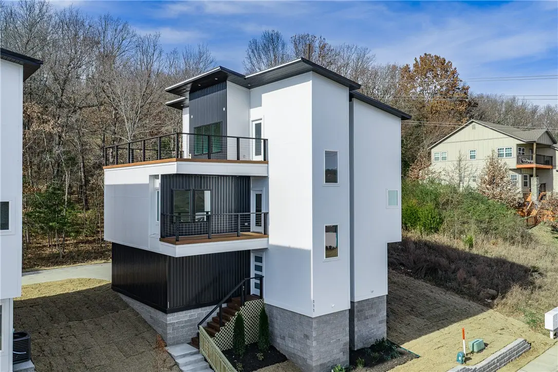 123 S Paddock Loop, Fayetteville, AR 72701 - #1