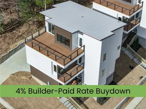 111 S Paddock Loop, Fayetteville, AR 72701