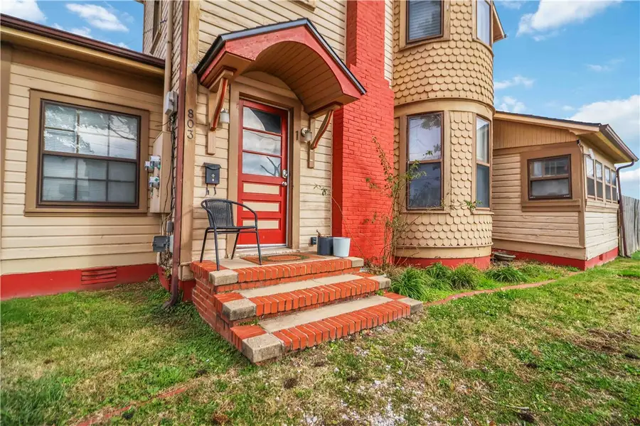 803 W Maple Street, Rogers, AR 72756 - Image #2