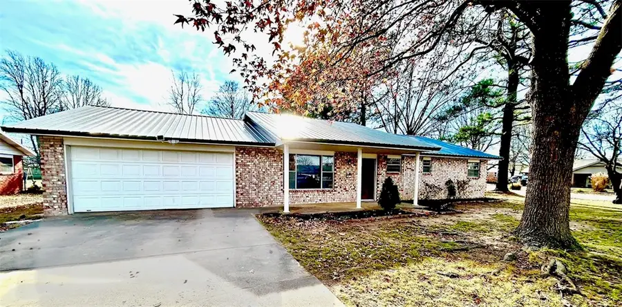 307 Terry Avenue, Springdale, AR 72764 - Image #2