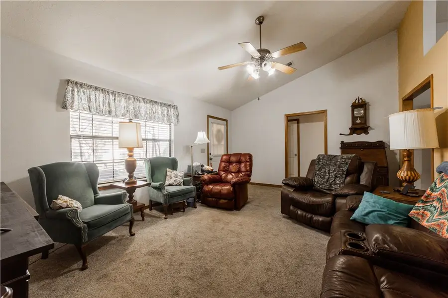 2304 Twin Springs Street, Siloam Springs, AR 72761 - Image #3