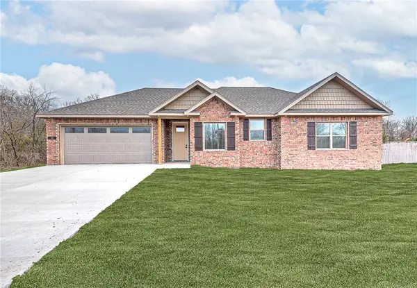 12 Dirleton Drive, Bella Vista, AR 72715