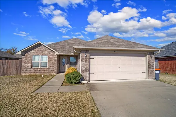 1617 E 9th Street, Russellville, AR 72801