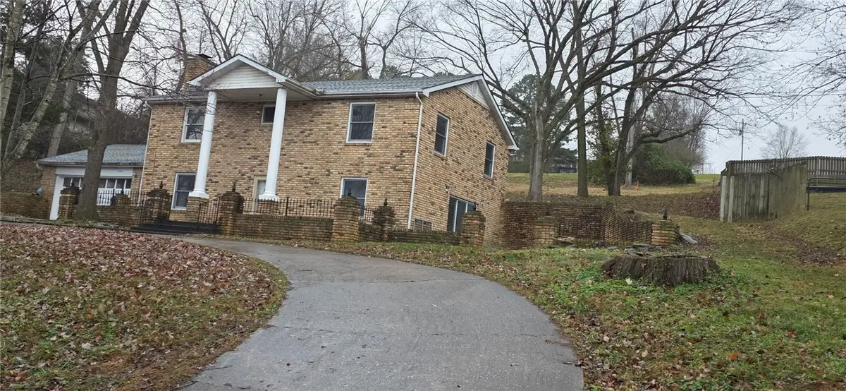 804 Smith Drive, Harrison, AR 72601 - Image #1