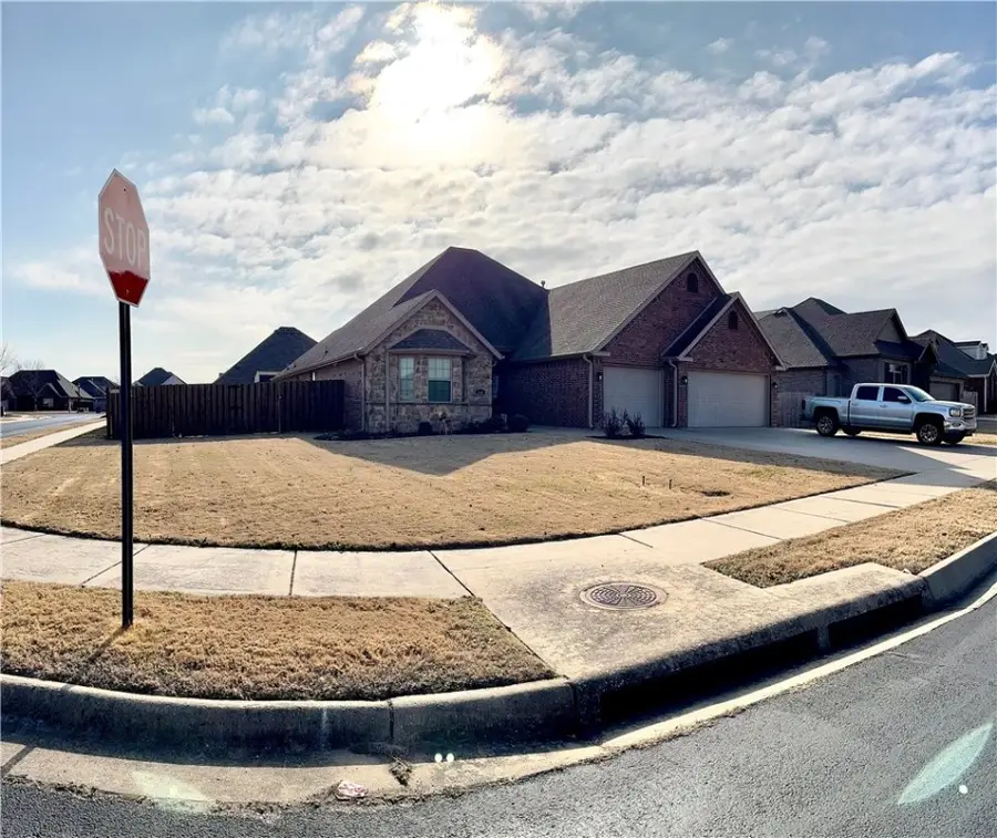 4201 SW Flagstone Boulevard, Bentonville, AR 72713 - Image #2