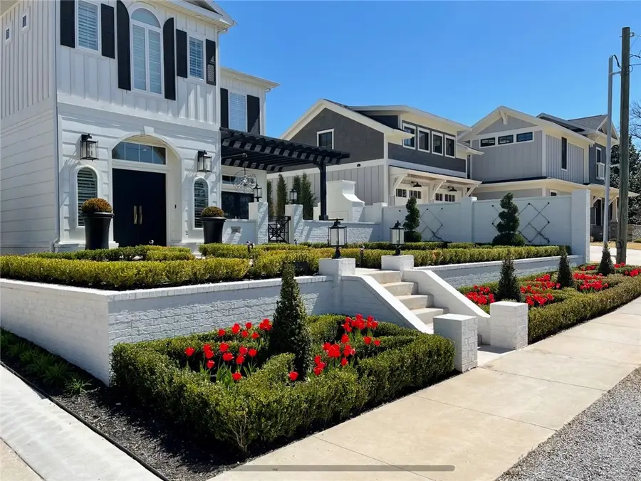 102 NE F Street, Bentonville, AR 72712 - Image #2