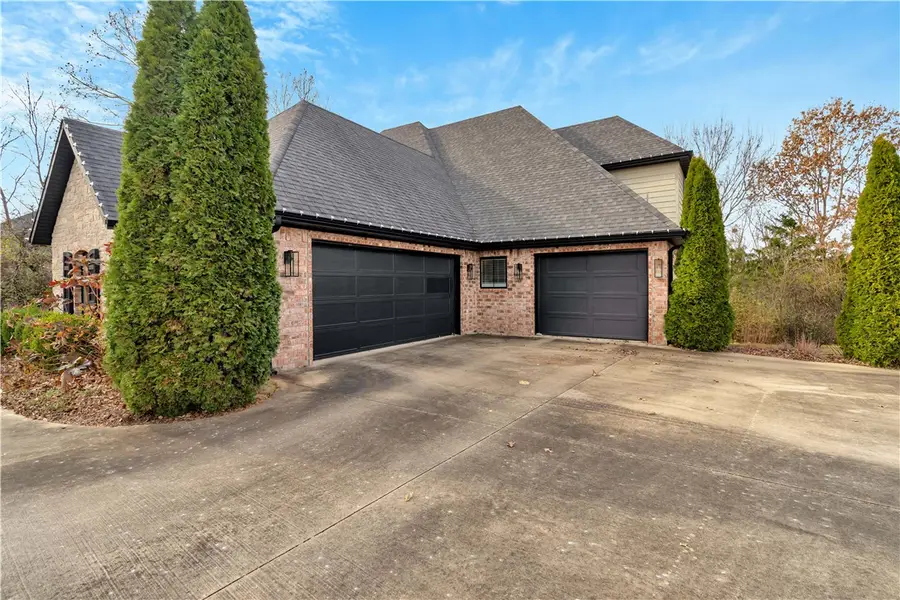 2944 E Pebblestone Drive, Fayetteville, AR 72701 - #2