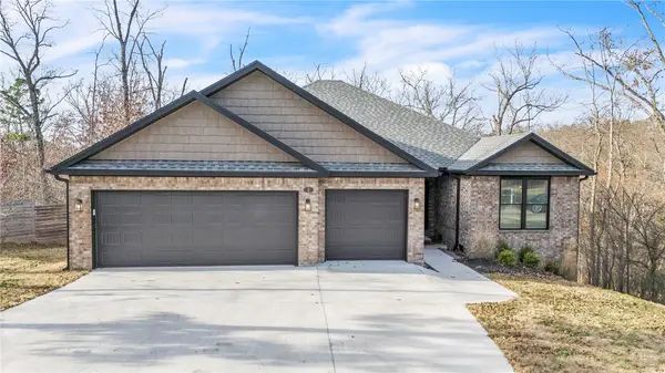 5 Burns Circle, Bella Vista, AR 72714
