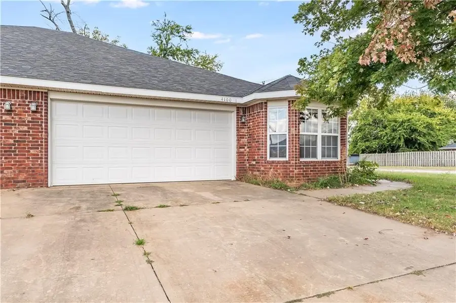 4100 SW Chapelstone Avenue, Bentonville, AR 72712 - Image #2