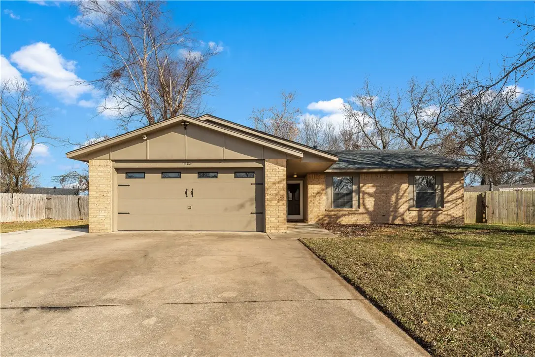 1105 Westridge Lane, Rogers, AR 72756 - Image #1