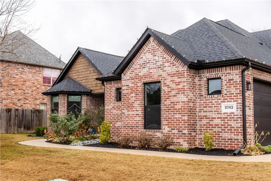 5743 Cobbler Place, Rogers, AR 72758 - Image #2