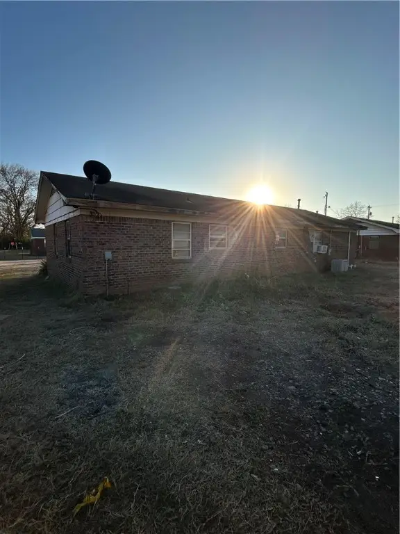 8810 Green Point Drive, Altus, AR 72821 - Image #2