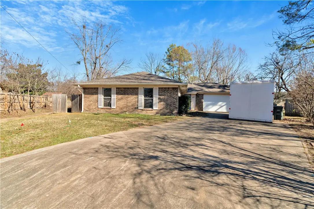 1812 E Furman Street, Fayetteville, AR 72703 - Image #1