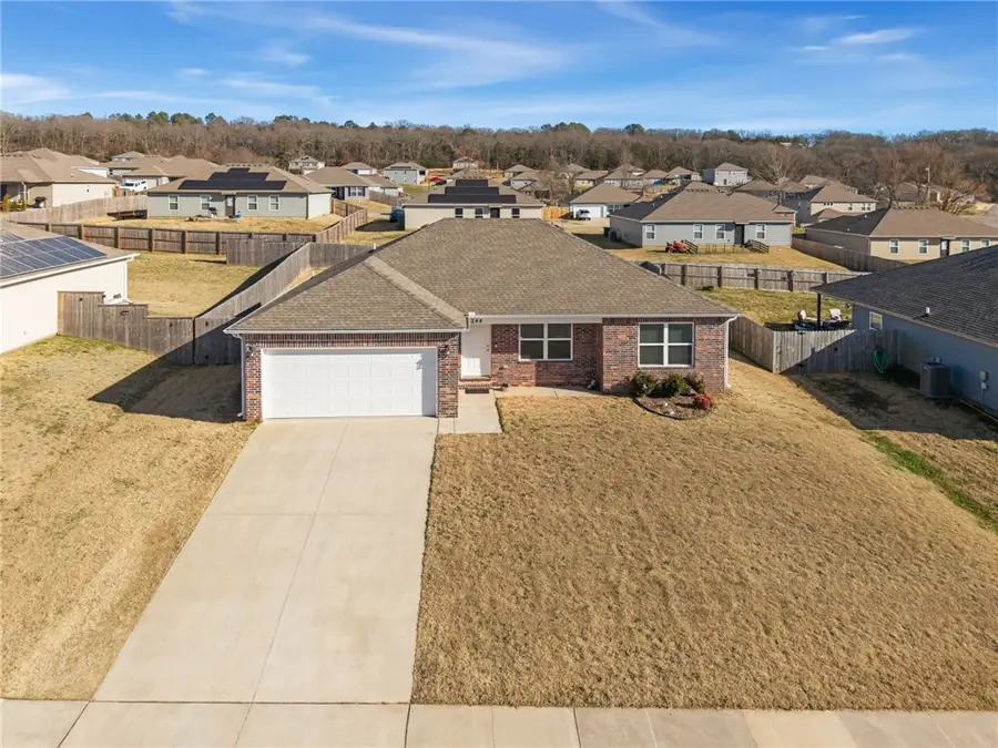 244 Colton Street, Huntsville, AR 72740 - Image #2