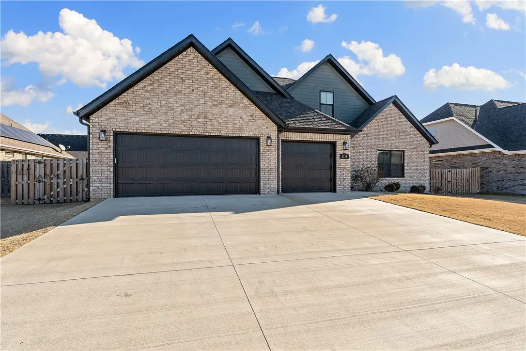 1218 Camerino Street, Tontitown, AR 72762 - Image #1