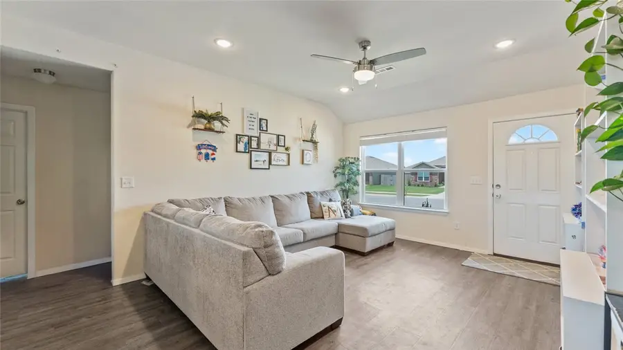 1721 Greenbank Drive, Centerton, AR 72719 - Image #3