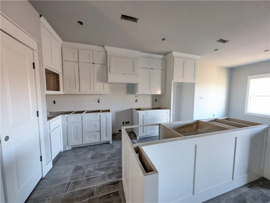 8 Fountainhall Circle, Bella Vista, AR 72715 - Image #3