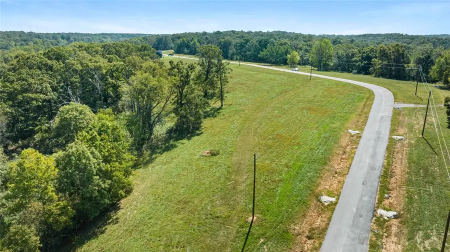8013 Hill Country Drive, Decatur, AR 72722 - Image #3