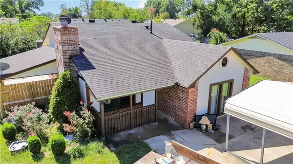 3506 W Olive Street, Rogers, AR 72756