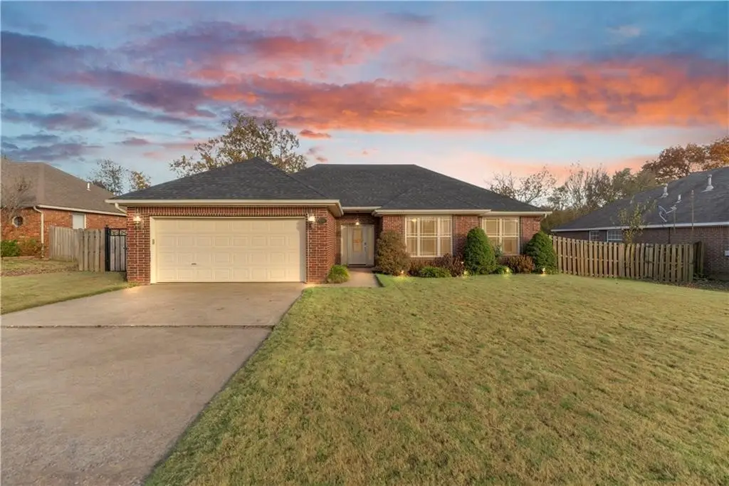 680 Reisling Street, Centerton, AR 72719 - Image #1