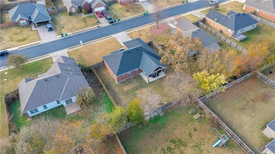 680 Reisling Street, Centerton, AR 72719 - Image #3