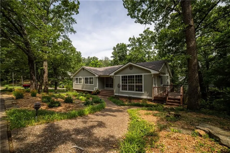 1534 E Century Drive, Fayetteville, AR 72703 - Image #2