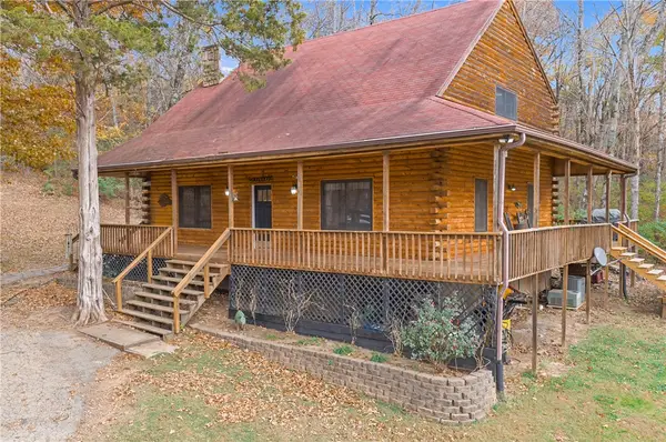 12825 E Wallin Mountain Road, West Fork, AR 72774