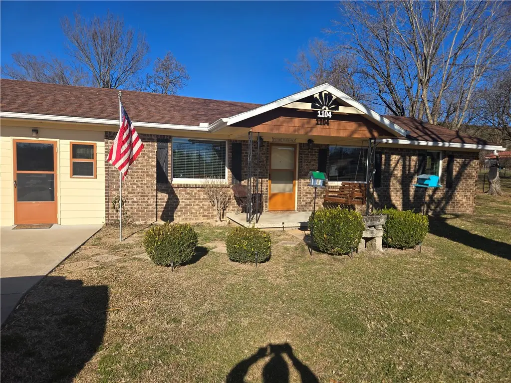 1104 College Avenue, Berryville, AR 72616 - Image #1