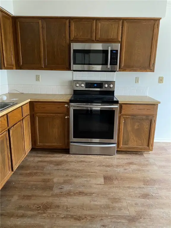 11 Eleanor, Bella Vista, AR 72714 - Image #2