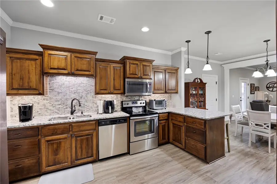 213 Cobblestone Court, Russellville, AR 72801 - Image #2