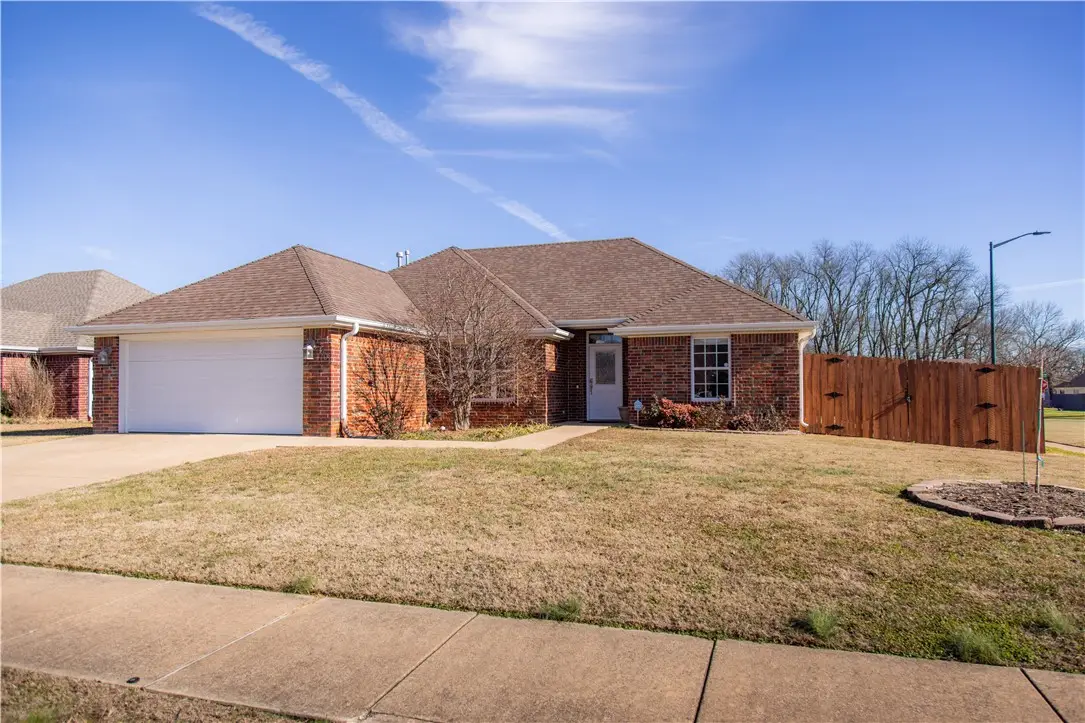 1701 N Valor, Siloam Springs, AR 72761 - Image #1