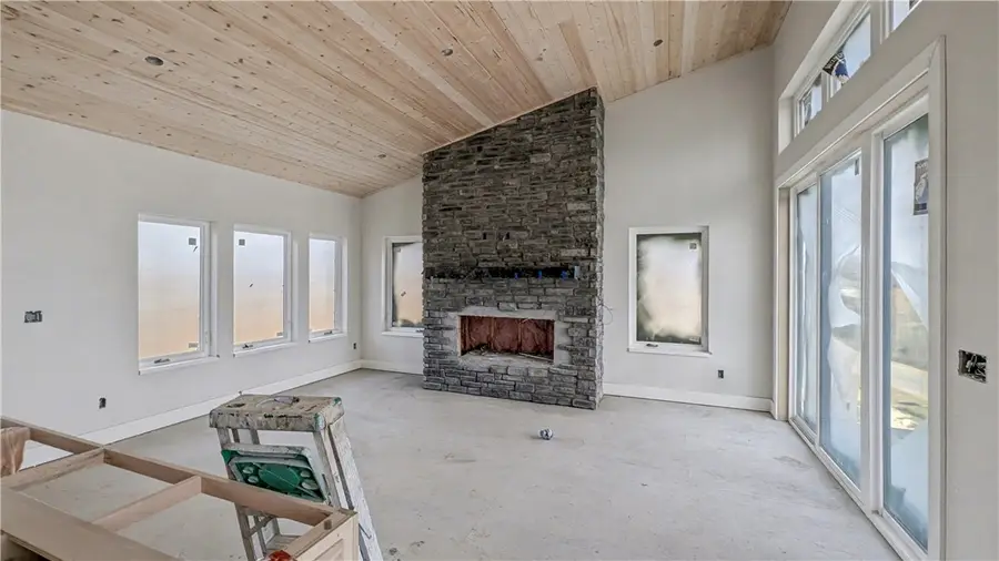 6 Francis Drive, Bella Vista, AR 72715 - Image #2