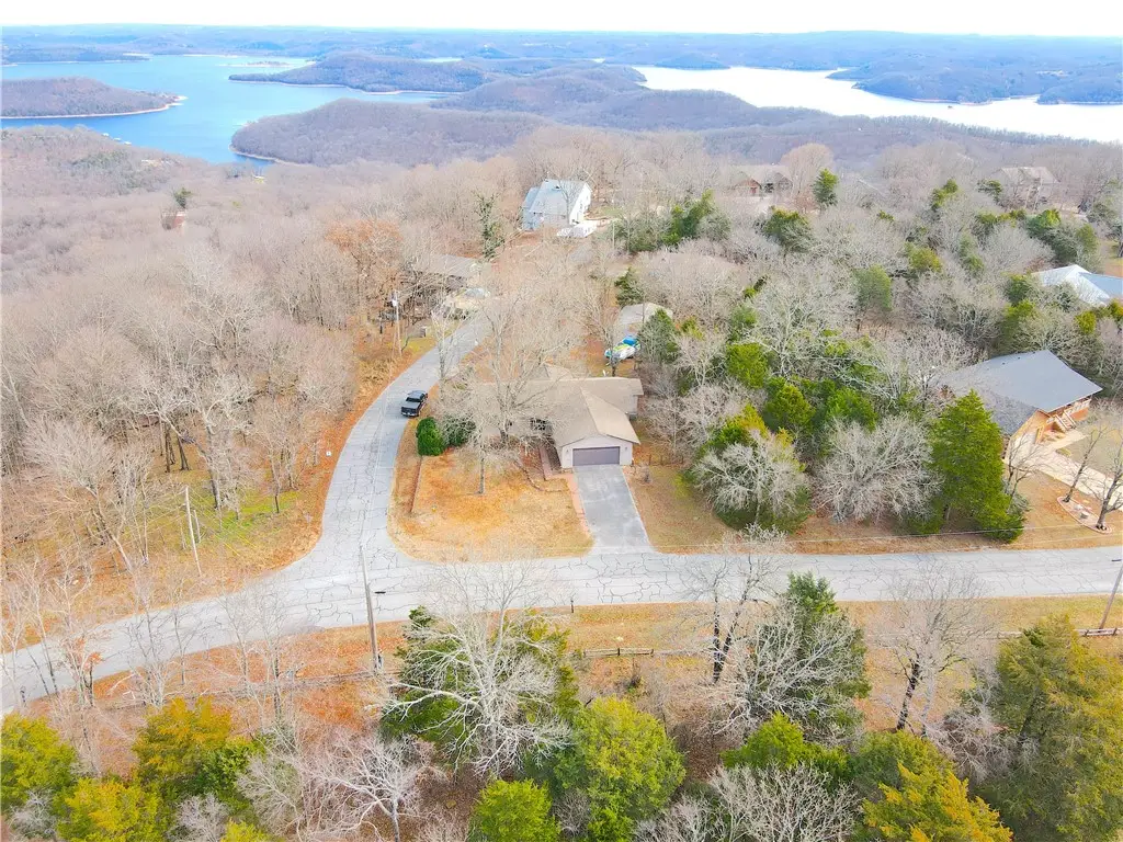 12598 Lodge Drive, Garfield, AR 72732 - Image #1