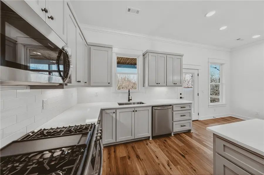 38 Rockhill Lane, Bella Vista, AR 72715 - Image #2