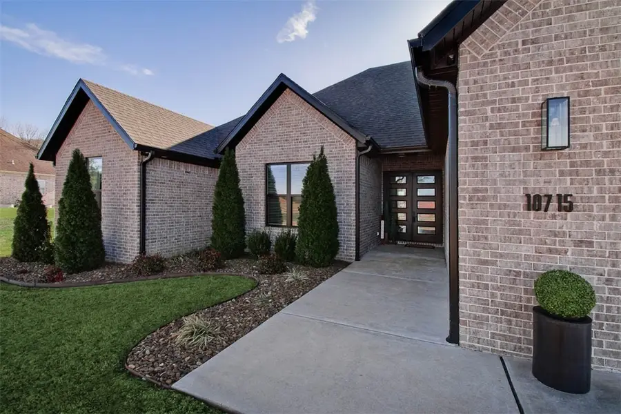 10715 N Garland Mckee, Prairie Grove, AR 72753 - Image #2