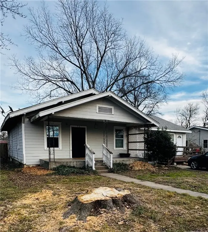 308 & 310 N Giles Avenue, Gentry, AR 72734 - Image #2