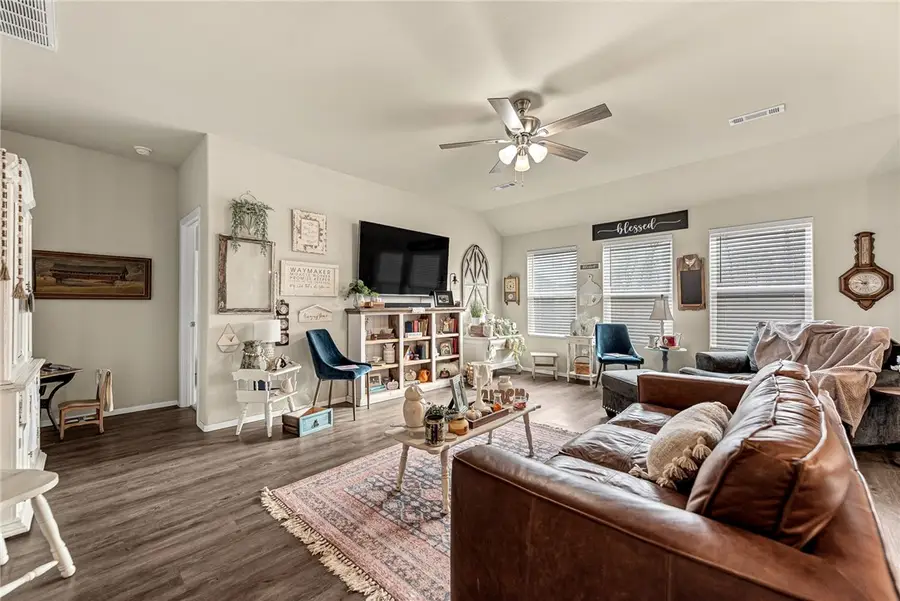 2400 Fennec Street, Siloam Springs, AR 72761 - Image #2