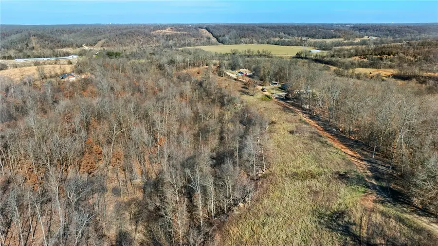 22081 Mountain Road, Gravette, AR 72736 - Image #3