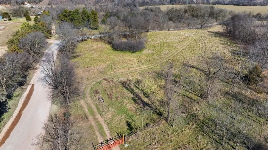 22081 Mountain Road, Gravette, AR 72736 - Image #3