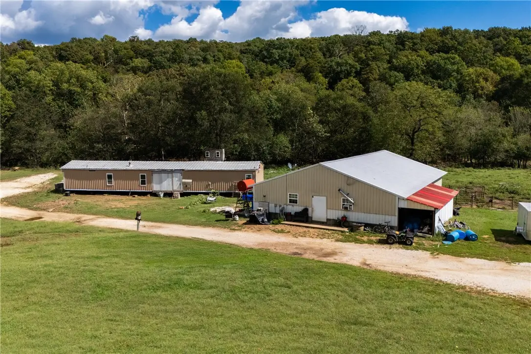 16380 N Cove Creek Road, Prairie Grove, AR 72753 - Image #1