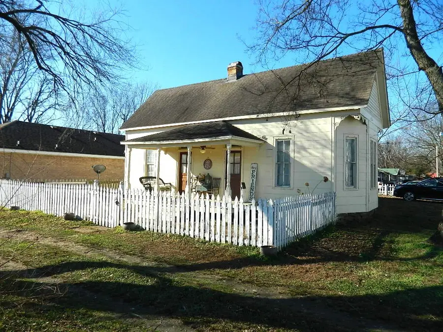 300 S Mock Street, Prairie Grove, AR 72753 - Image #2