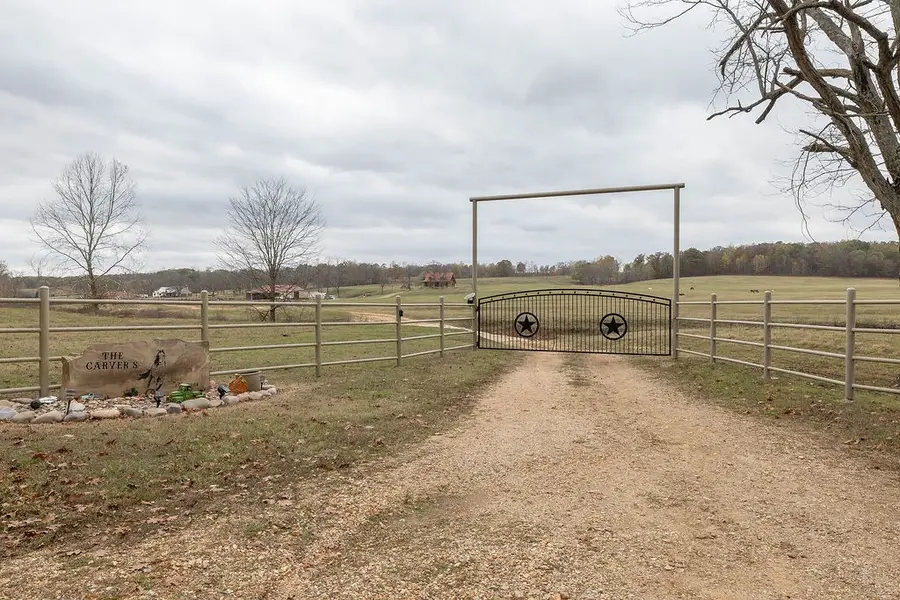 13775 Rocky Comfort Road, Gentry, AR 72734 - Image #3